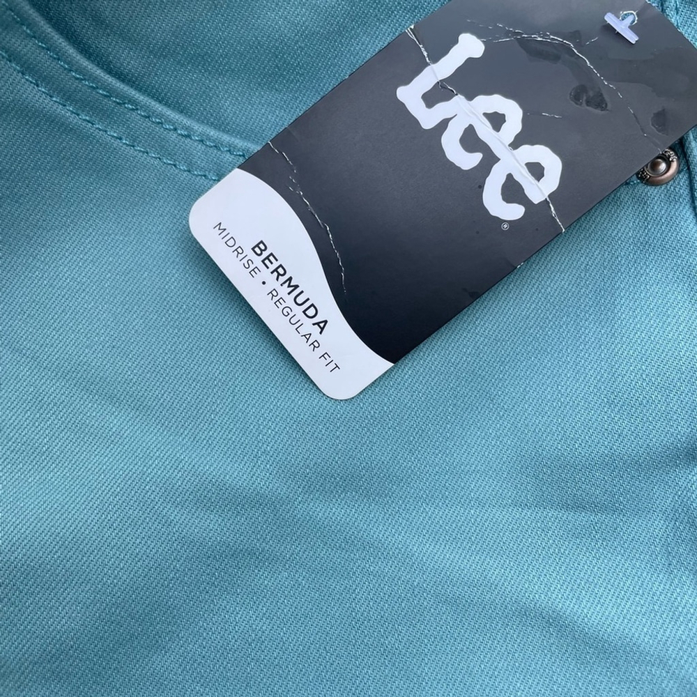 šLee women's Blue Shorts - Picture 3 of 6